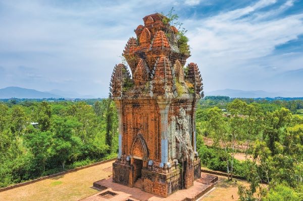 Khám phá tháp Chăm Bình Định