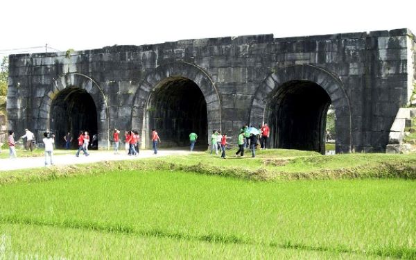 Lịch sử thành nhà Hồ Thanh Hóa