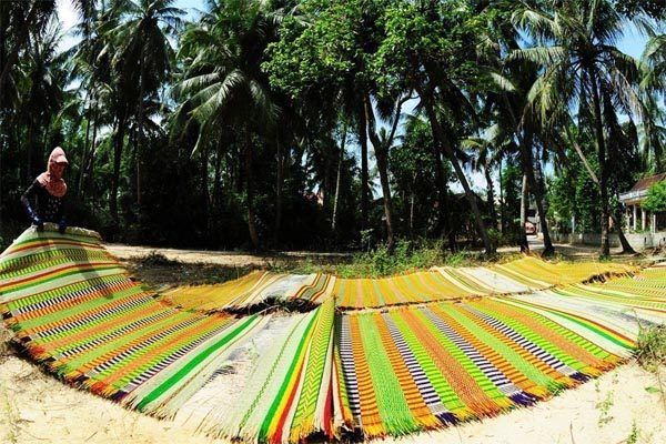 Trải nghiệm làng nghề làm chiếu ở việt Nam