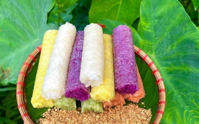 Cơm lam món ăn mang hơi thở núi rừng Tây Bắc