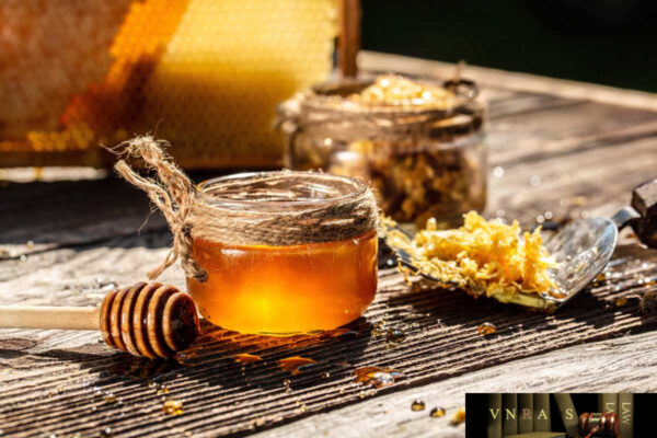 Uống mật ong vào 3 thời điểm vàng cực tốt cho sức khỏe