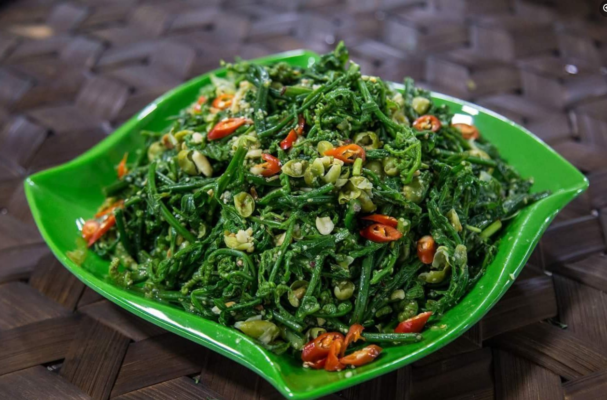 Nộm rau dớn Tây Bắc, bạn thử chưa