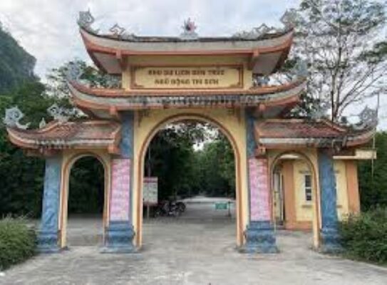 Đền Trúc - Ngũ Động Thi Sơn