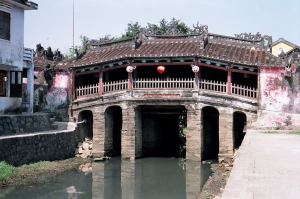 Tổng hợp các ngôi chùa nổi tiếng ở Việt Nam