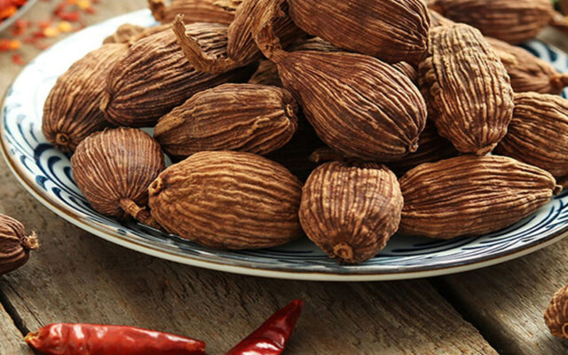 Công đụng của thảo quả là gì