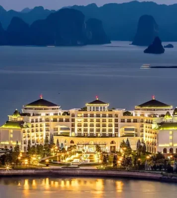 Du lịch bãi biển Trà Cổ tháng 7