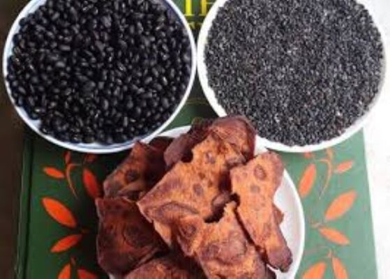 Mách bạn cách dùng hà thủ ô chữa bạc tóc