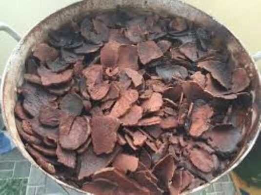 Cách uống hà thủ ô đúng cách để đẹp da