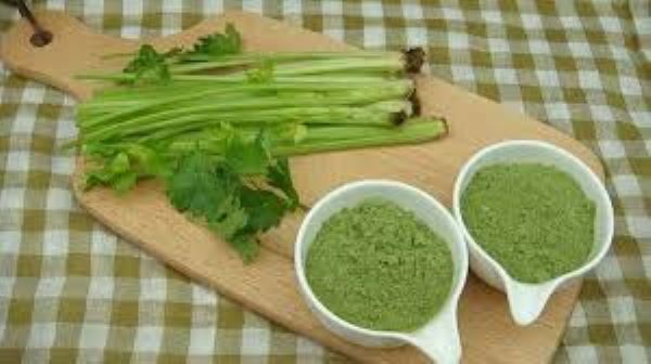 Cách sử dụng bột cần tây giảm cân