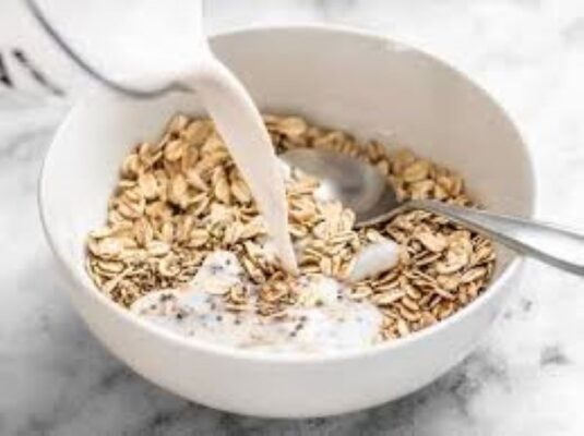 Hướng dẫn cách ăn yến mạch giảm cân