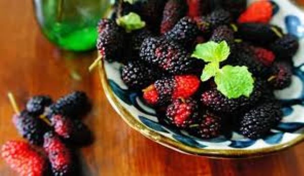 Quả dâu tằm ngâm đường