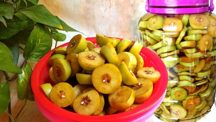 Thảo dược ngâm rượu