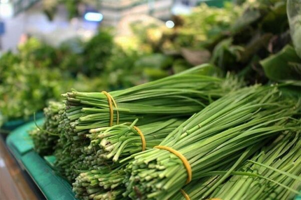 Mẹ bầu có nên ăn lá hẹ không?