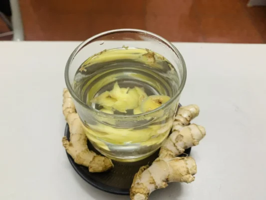 Gừng ngâm rượu có tốt không?