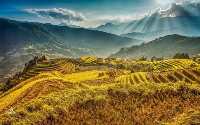 Du lịch Tây Bắc tháng 10 mê mẩn giữa trời thu