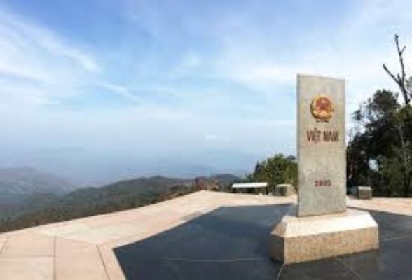 Chinh phục cột mốc A Pa Chải Chinh phục cột mốc A Pa Chải