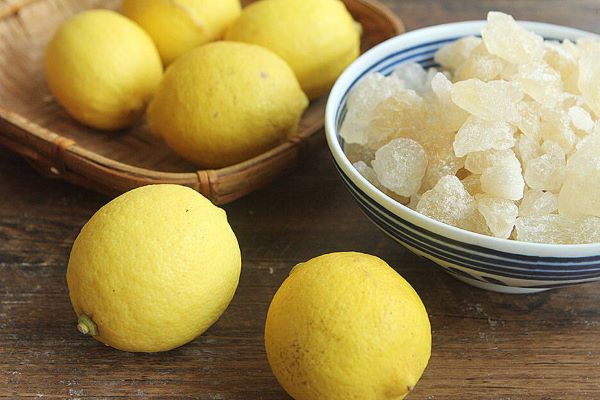 Đường phèn có tác dụng gì với sức khỏe?