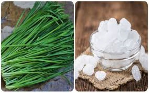 Hẹ chưng đường phèn trị ho