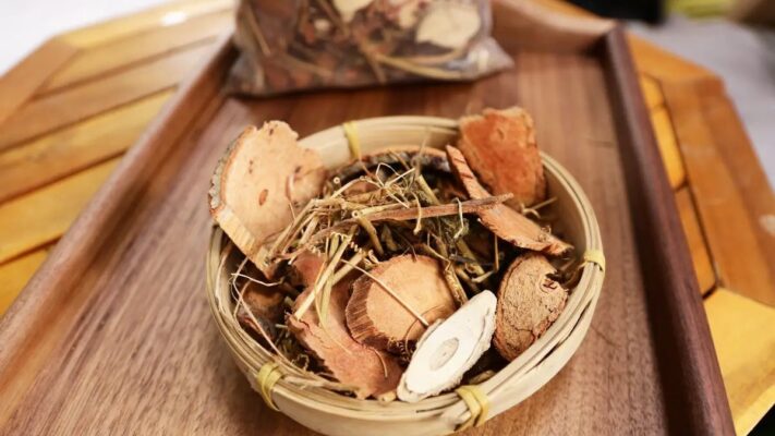 Tác dụng của cây cỏ máu là gì?