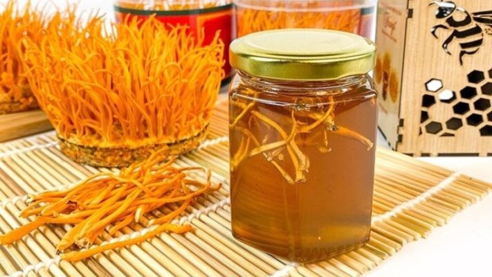 Lợi ích sức khỏe của đông trùng hạ thảo ngâm mật ong