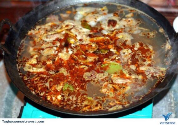 Thắng cố ngựa Tây Bắc