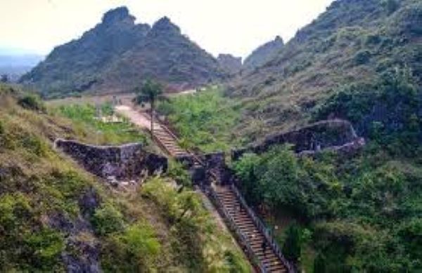 Thành nhà Mạc ở đâu?