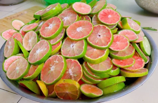 ngâm chanh đào với mật ong