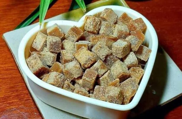 Công dụng của đường mía Hà thủ ô