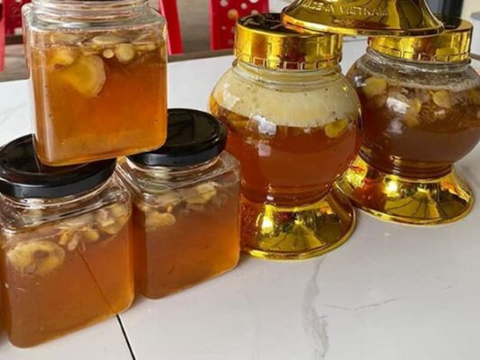 Người mắc bệnh ung thư có nên dùng tam thất tươi ngâm mật ong không?