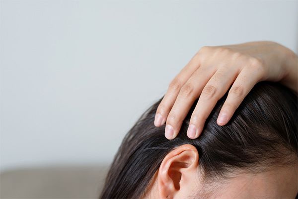 Sử dụng dầu dừa dưỡng tóc