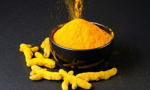 Tinh bột nghệ và mật ong có tác dụng gì?