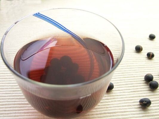 Uống nước đậu đen rang có tác dụng gì?