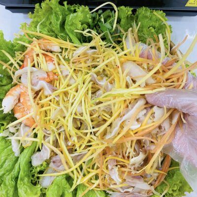 Cách nộm đu đủ tai heo đơn giản tại nhà