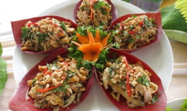 Hoa chuối nộm gì cho ngon?