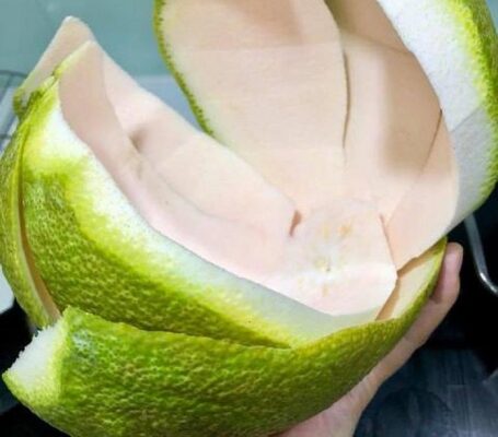 Tác dụng của vỏ bưởi trong việc chăm sóc tóc