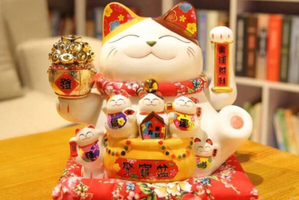 Ngày vía Thần Tài 2025: Mua gì để hút tài lộc và may mắn?