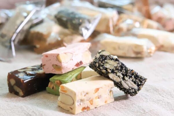 Kẹo nougat là gì? Ý nghĩa của kẹo nougat