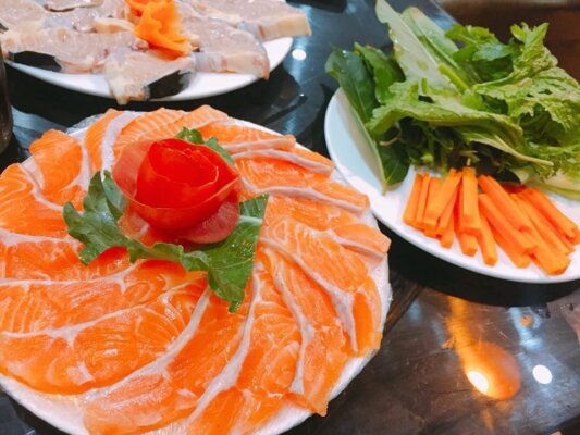 01 số nhà hàng cá hồi Sapa nổi tiếng