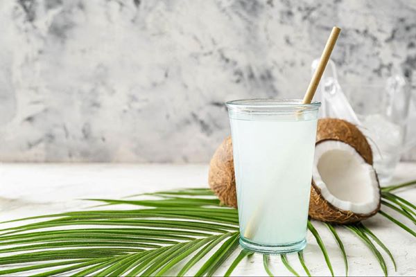 Giải độc gan bằng nước dừa có thực sự hiệu quả không?