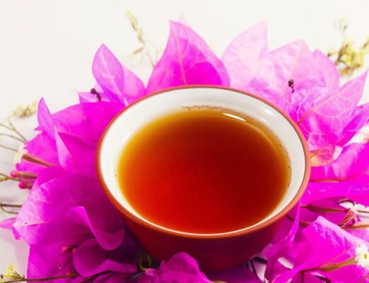 Những lợi ích sức khỏe tuyệt vời của hồng trà