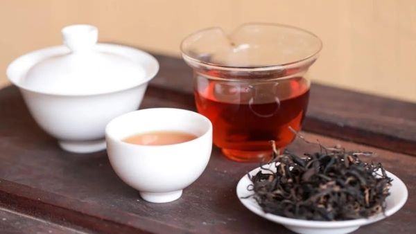 Uống hồng trà có mất ngủ không?